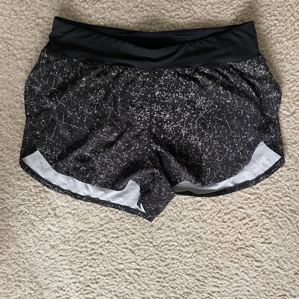 Lululemon Find your pace